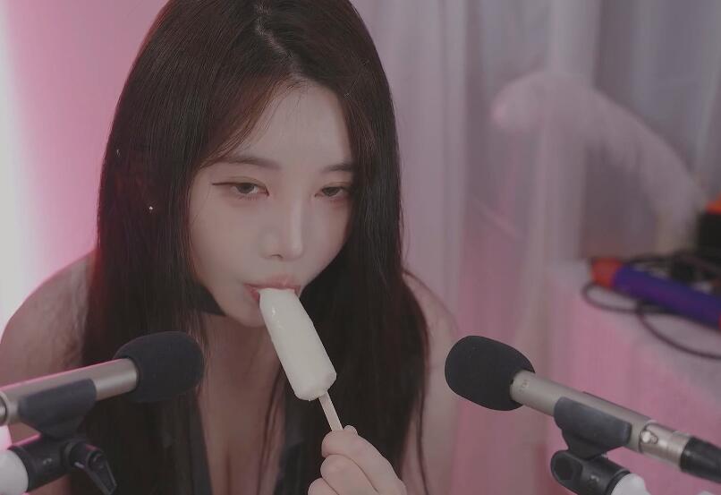图片[1]-“深度解析Yoonying《ASMR女友发型店》：如何用声音打造一场‘头皮按摩’般的治愈体验？”-橘喵