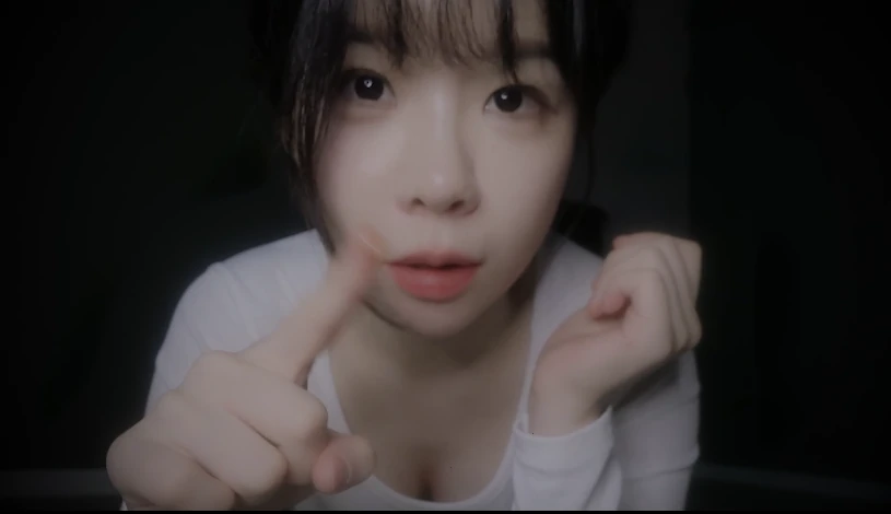 图片[1]-【沉浸式感官护理】Yeonchu姐姐的治愈舔耳：在潮湿黏腻的雨夜，为你带来极致的洁净与放松-橘喵