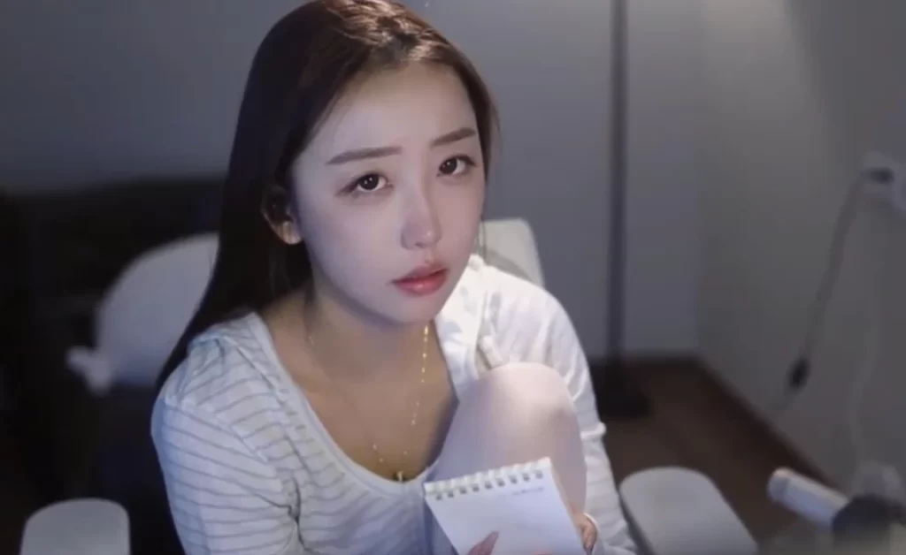 图片[1]-虎牙【酥酥学姐】火箭解锁：S女老师的私密ASMR耳训课堂，禁欲者勿入！-橘喵